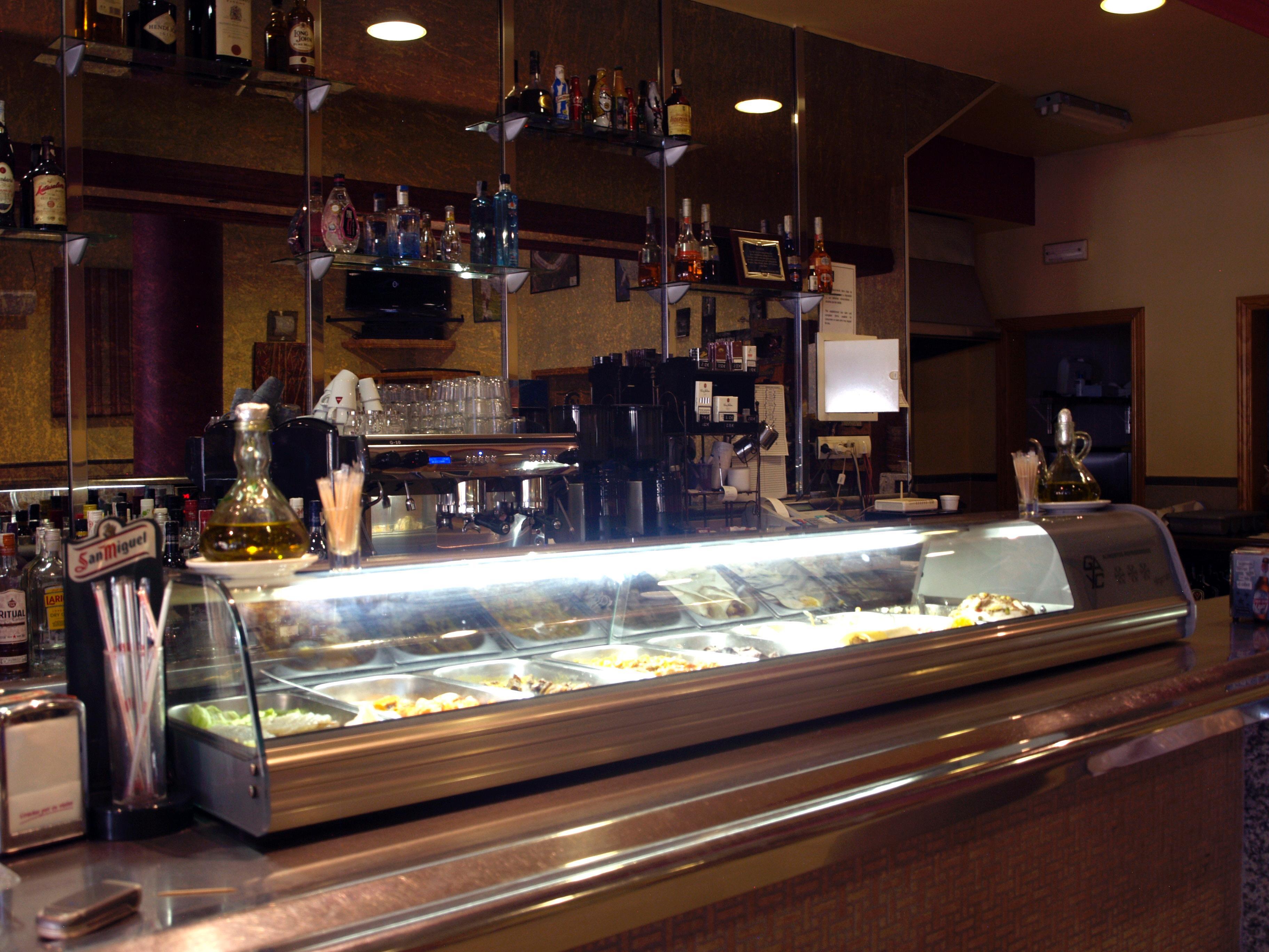 Hostal La Molina Эль-Чорро Экстерьер фото