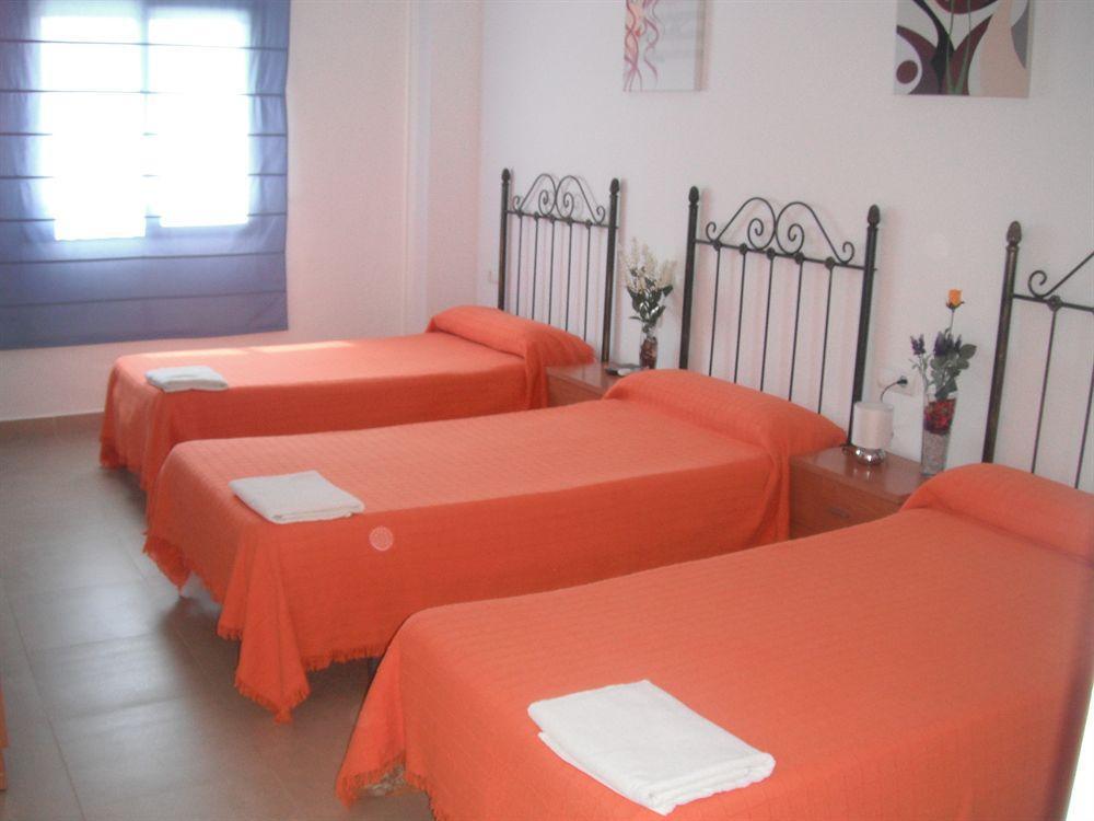 Hostal La Molina Эль-Чорро Экстерьер фото