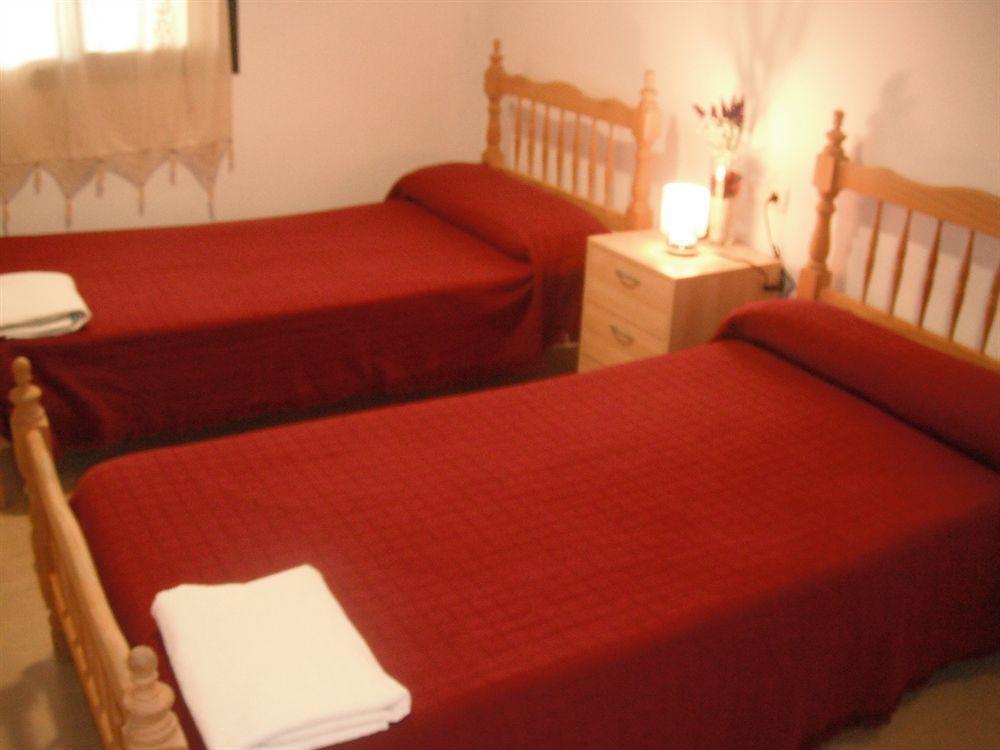Hostal La Molina Эль-Чорро Экстерьер фото