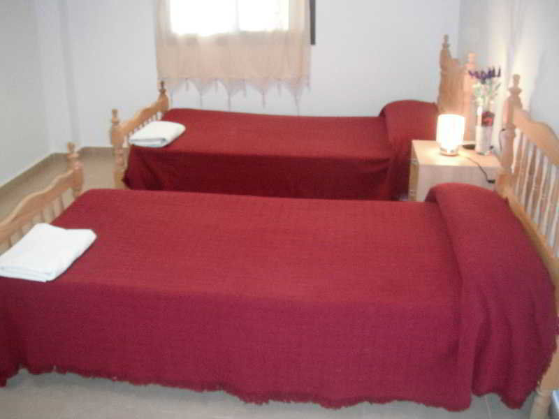 Hostal La Molina Эль-Чорро Экстерьер фото